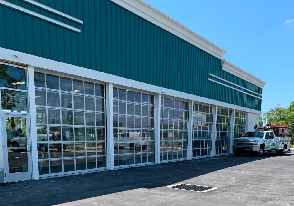 Customizable Glass Garage Doors