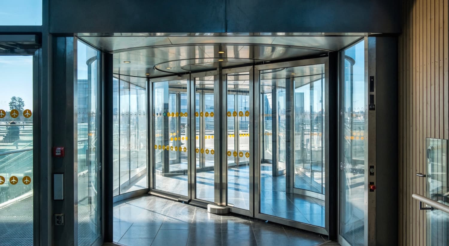 energy efficient automatic door